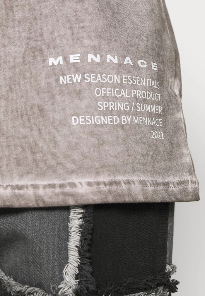 Mennace ON THE RUN PIGMENT DYE UNISEX - Print T-shirt - Dark Grey 8 Mennace ON THE RUN PIGMENT DYE UNISEX - Print T-shirt - Dark Grey - Image 6