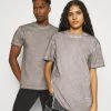 Mennace ON THE RUN PIGMENT DYE UNISEX - Print T-shirt - Dark Grey 1 Mennace ON THE RUN PIGMENT DYE UNISEX - Print T-shirt - Dark Grey -Mennace Shop Online 155ac4da9de2414c9be24e779f877835
