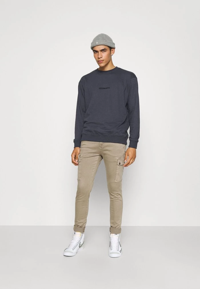 Mennace ESSENTIAL UNISEX - Sweatshirt - Charcoal 4 Mennace ESSENTIAL UNISEX - Sweatshirt - Charcoal - Image 2