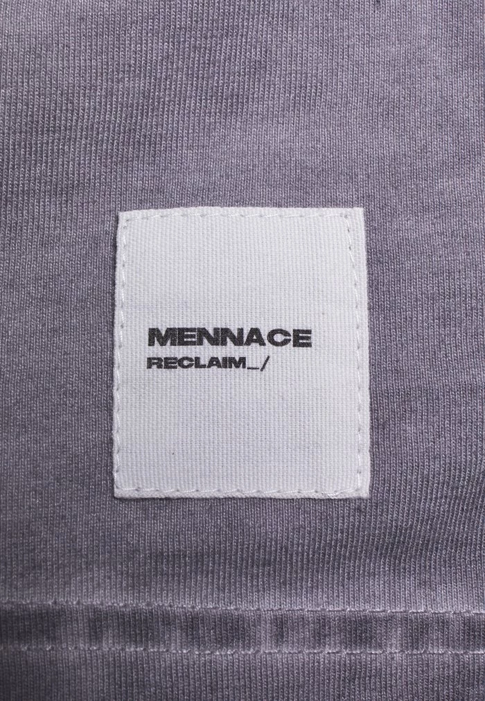 Mennace RECLAIM WASHED POCKET TEE UNISEX - Basic T-shirt - Charcoal 5 Mennace RECLAIM WASHED POCKET TEE UNISEX - Basic T-shirt - Charcoal - Image 3