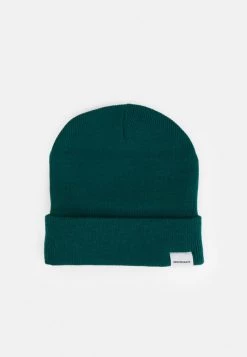 Mennace MINI ROLL BEANIE WITH TAB UNISEX - Beanie - Green -Mennace Shop Online 3169ecce3db24ec38ae9d9d933410962