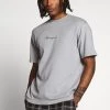 Mennace ESSENTIAL REGULAR RELAXED SIG TEE UNISEX - Basic T-shirt - Slate Grey 2 Mennace ESSENTIAL REGULAR RELAXED SIG TEE UNISEX - Basic T-shirt - Slate Grey -Mennace Shop Online 360f57a709a54b67858e417dcb6dfb01