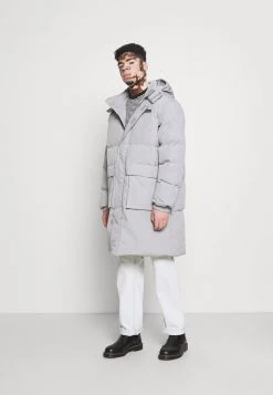 Mennace MIRROR LONGLINE PUFFER JACKET - Winter Coat - Light Grey -Mennace Shop Online 39e3c3162c5d405ca87b14f8c7f59b6c