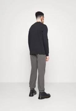 MENNACE CUFFED TROUSER - Trousers - Charcoal 9 MENNACE CUFFED TROUSER - Trousers - Charcoal -Mennace Shop Online 3bcb120390e04e859f3794ce2f89658a