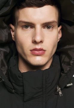 Mennace HENNESSEY OVERSIZED HOODED PUFFER JACKET - Winter Jacket - Black -Mennace Shop Online 3c144eaf822c4bd68fd271134a1db621