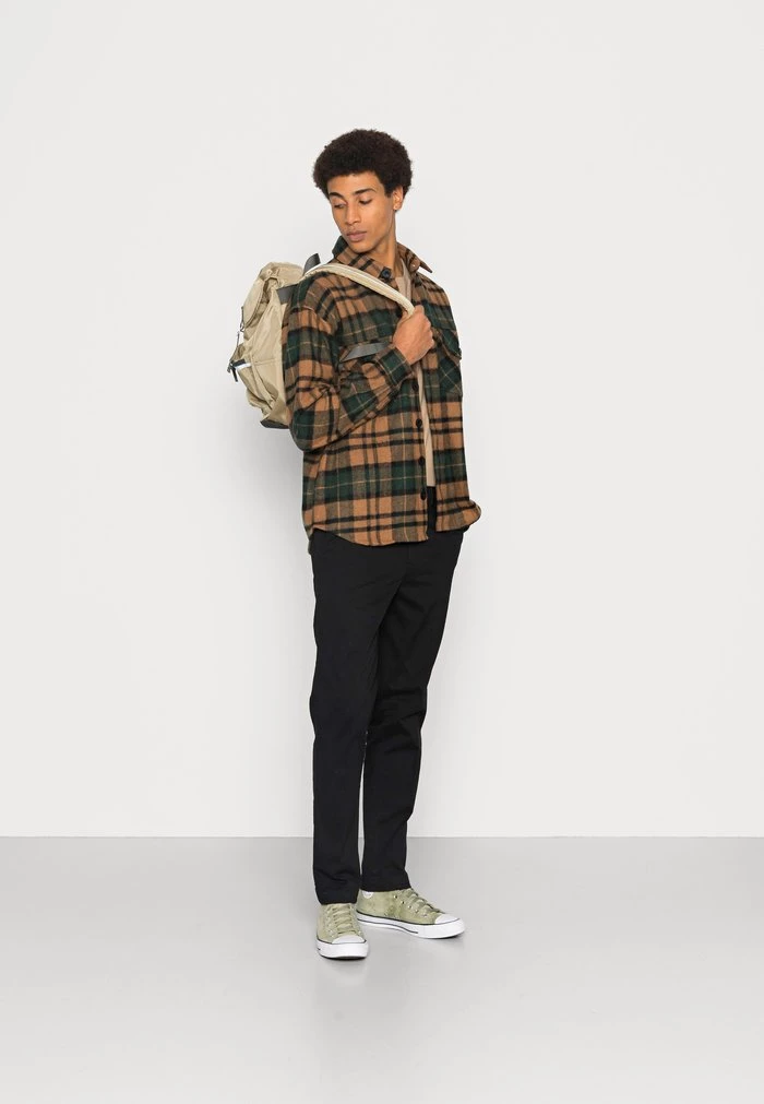 MENNACE BRUSH CHECK OVERSHIRT - Summer Jacket - Green 4 MENNACE BRUSH CHECK OVERSHIRT - Summer Jacket - Green - Image 2