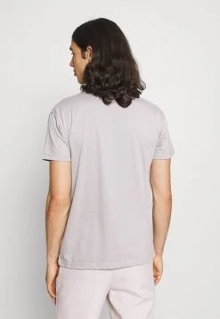 Mennace 2PACK - Print T-shirt - Black/grey 11 Mennace 2PACK - Print T-shirt - Black/grey -Mennace Shop Online 528f42dd6445407a96f9734adabd0786