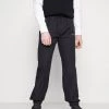 Mennace CUFFED TROUSER - Trousers - Black