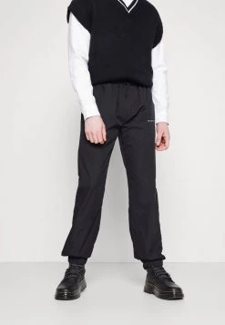 Mennace CUFFED TROUSER - Trousers - Black