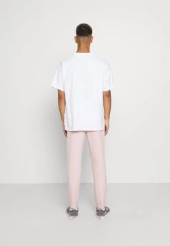 Mennace SUNDAZE TAPERED FIT SUIT TROUSER - Chinos - Pink 10 Mennace SUNDAZE TAPERED FIT SUIT TROUSER - Chinos - Pink -Mennace Shop Online 5af51f40dd704991a56b812de25ec653