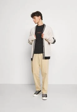 Mennace ESSENTIAL REGULAR UNISEX 2 PACK - Basic T-shirt - Multi Coloured