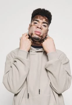 Mennace HOODIE - Hoodie - Off White -Mennace Shop Online 676bf57a7ce741a6bb4fdc4e0e468413