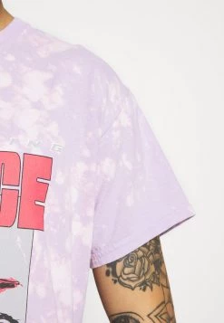 MENNACE MAD CITY - Print T-shirt - Lilac 13 MENNACE MAD CITY - Print T-shirt - Lilac -Mennace Shop Online 6ad8cc6cd5b847fea40c5d5e3cce462a