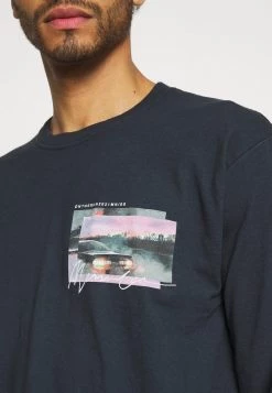 Mennace TAIL LIGHT - Long Sleeved Top - Washed Black -Mennace Shop Online 7450e8646c474aaca50e8d370deed6d8