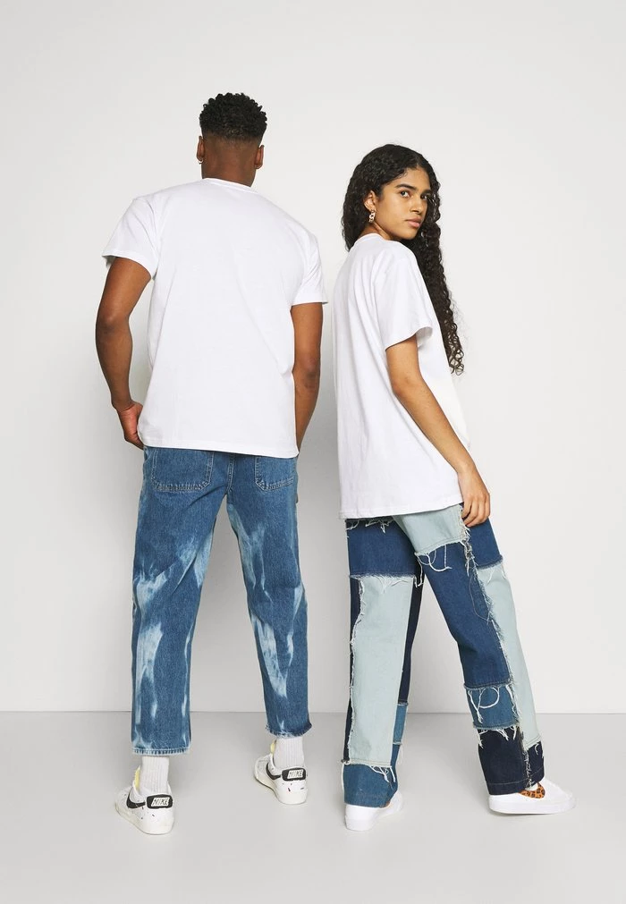 Mennace BURNING PALM TREE REGULAR UNISEX - Print T-shirt - White 5 Mennace BURNING PALM TREE REGULAR UNISEX - Print T-shirt - White - Image 3