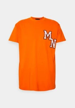 Mennace BADGE REGULAR UNISEX - Print T-shirt - Orange