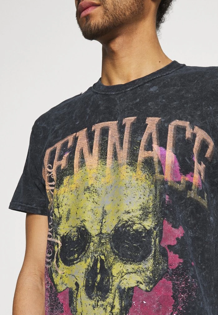MENNACE CHEMICAL FLAME SKULL - Print T-shirt - Black 6 MENNACE CHEMICAL FLAME SKULL - Print T-shirt - Black - Image 4