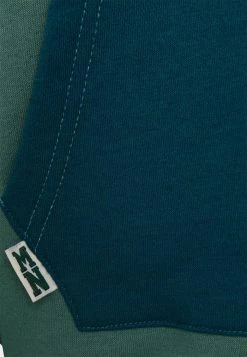 MENNACE CUT SEW PATCHWORK HOODIE - Sweatshirt - Green 7 MENNACE CUT SEW PATCHWORK HOODIE - Sweatshirt - Green -Mennace Shop Online 988b2a1571b64e64b53894fca0f9cd6e