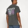 Mennace UNKNOWN PLANETS SHIRT - Print T-shirt - Washed Black 2 Mennace UNKNOWN PLANETS SHIRT - Print T-shirt - Washed Black -Mennace Shop Online 9da6a9f1ac7a49168023097bdc04f306
