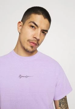 Mennace NEW PARADISE REGULAR - Print T-shirt - Purple -Mennace Shop Online a3ecfbffc7f34071ba12671dd4269fa2