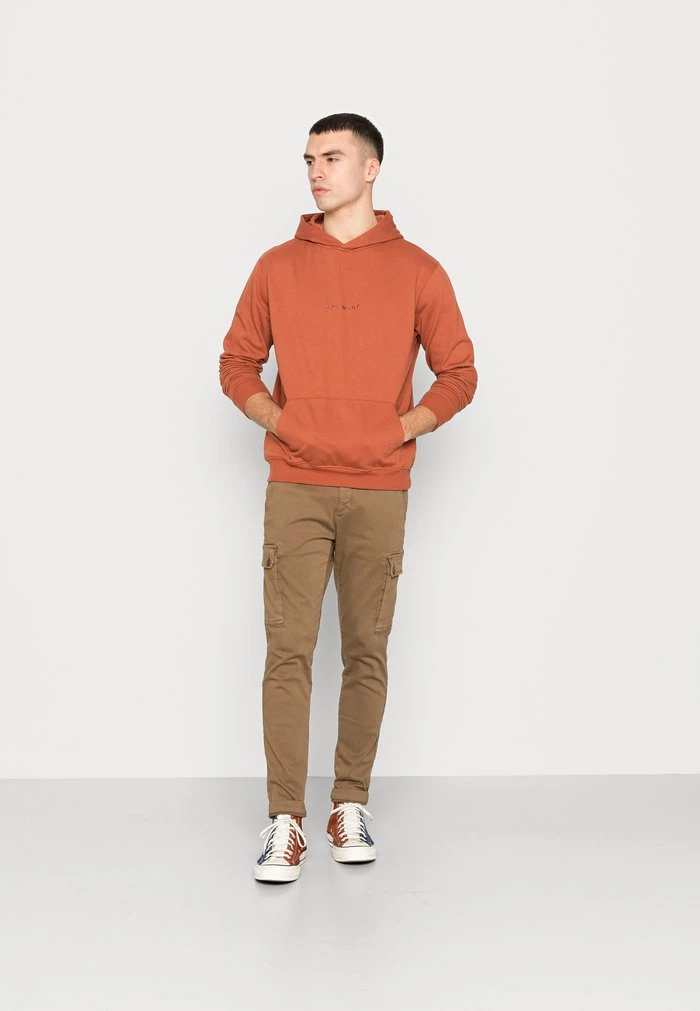 MENNACE ESSENTIAL HOODIE UNISEX - Hoodie - Burnt Orange 4 MENNACE ESSENTIAL HOODIE UNISEX - Hoodie - Burnt Orange - Image 2