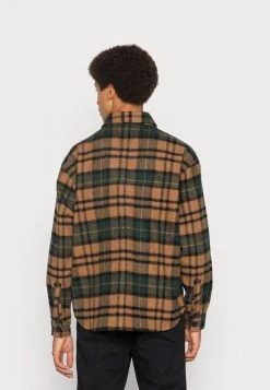 MENNACE BRUSH CHECK OVERSHIRT - Summer Jacket - Green 9 MENNACE BRUSH CHECK OVERSHIRT - Summer Jacket - Green -Mennace Shop Online ad9d3b5da32743fdb7e9f001954f035a