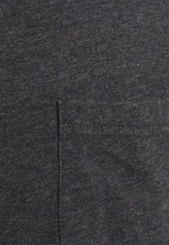 Mennace RECLAIM OVERSIZED POCKET TEE UNISEX - Basic T-shirt - Washed Black -Mennace Shop Online adcc675b29c34f36981f557f391622b6