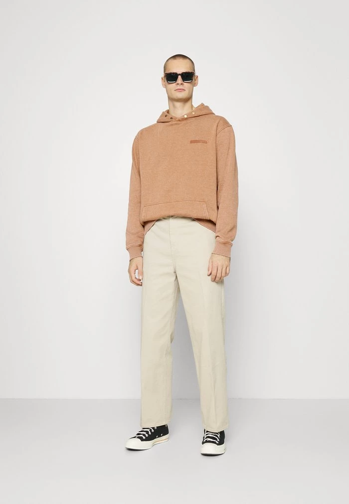 Mennace UNISEX - Sweatshirt - Brown 4 Mennace UNISEX - Sweatshirt - Brown - Image 2