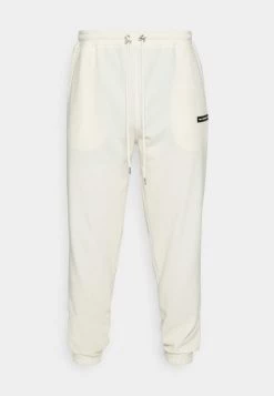 Mennace REGULAR JOGGER - Tracksuit Bottoms - Off White -Mennace Shop Online b364c6fd3ad54674ae387c79068a4e5e