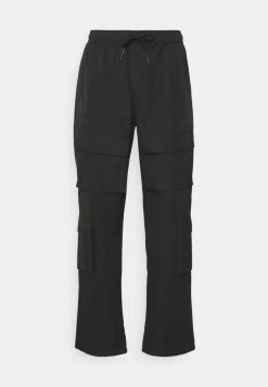 Mennace MULTI POCKET STRAIGHT TROUSER - Cargo Trousers - Black