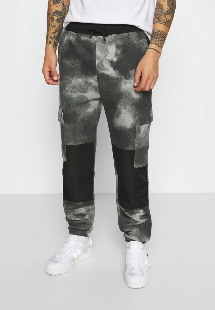 Mennace TIE DYE TEXTURE MIX - Tracksuit Bottoms - Charcoal 3 Mennace TIE DYE TEXTURE MIX - Tracksuit Bottoms - Charcoal