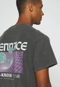 Mennace UNKNOWN PLANETS SHIRT - Print T-shirt - Washed Black -Mennace Shop Online ce1ab2281ba84be78df15fec03a944f1