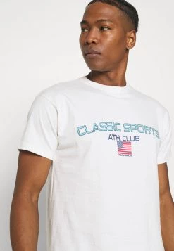 MENNACE CLASSIC SPORT - Print T-shirt - White 11 MENNACE CLASSIC SPORT - Print T-shirt - White -Mennace Shop Online d70f1a8d1f214d7da7f6bb7f5e2137c4