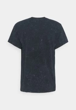 MENNACE CHEMICAL FLAME SKULL - Print T-shirt - Black 15 MENNACE CHEMICAL FLAME SKULL - Print T-shirt - Black -Mennace Shop Online d80d4a3d2b094db38554bdde5ca70349