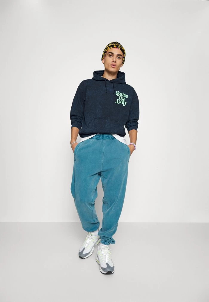 Mennace SEIZE THE DAY HOODIE - Sweatshirt - Black 4 Mennace SEIZE THE DAY HOODIE - Sweatshirt - Black - Image 2