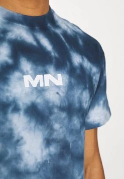 Mennace BREEZE TIE DYE REGULAR UNISEX - Print T-shirt - Navy -Mennace Shop Online e4111586133f4299a5fb664a327b17a9