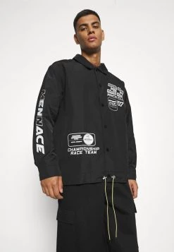 Mennace BOYS CLUB COACH JACKET - Summer Jacket - Black