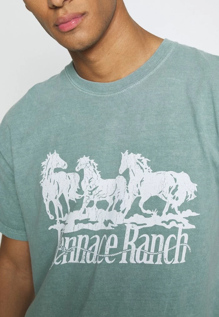 Mennace ROSEBOWL RANCH REGULAR - Print T-shirt - Light Blue 7 Mennace ROSEBOWL RANCH REGULAR - Print T-shirt - Light Blue - Image 5